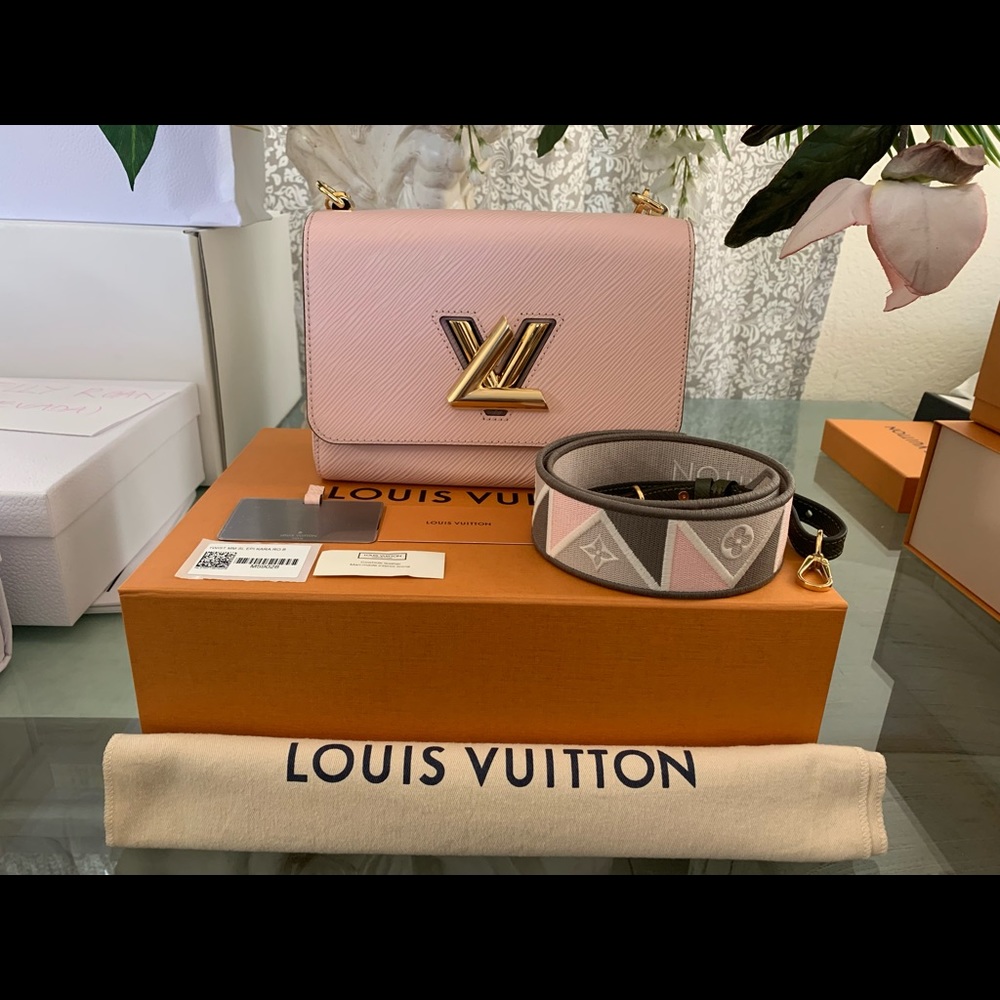 Louis Vuitton Twist MM